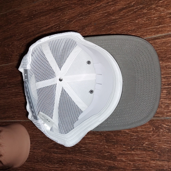 Columbia PFG USA Flag Mesh Back Trucker Hat Cap Unisex White Blue SnapBack NWT - Picture 7 of 9